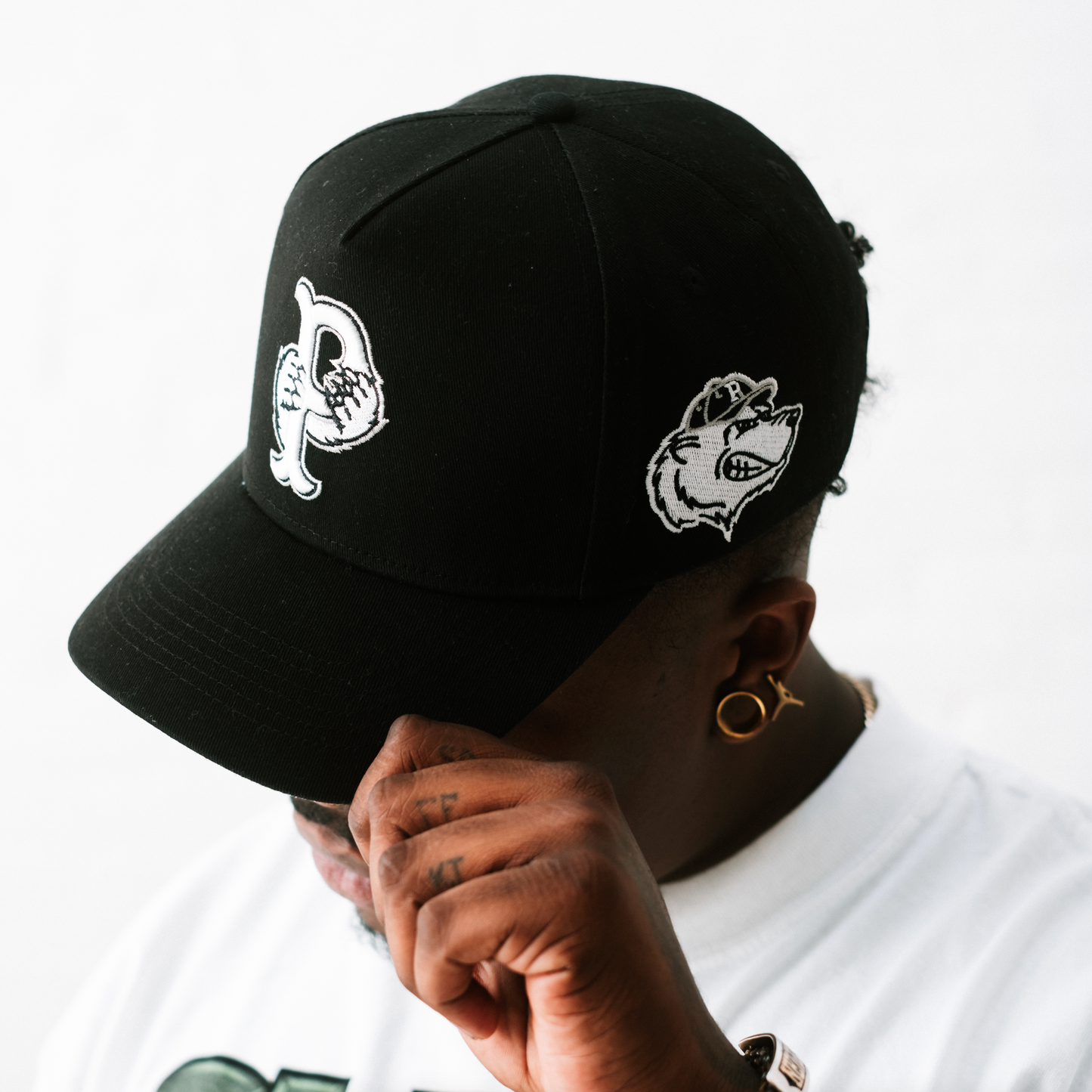 Aone Paw Sox reimagined snapback (black)